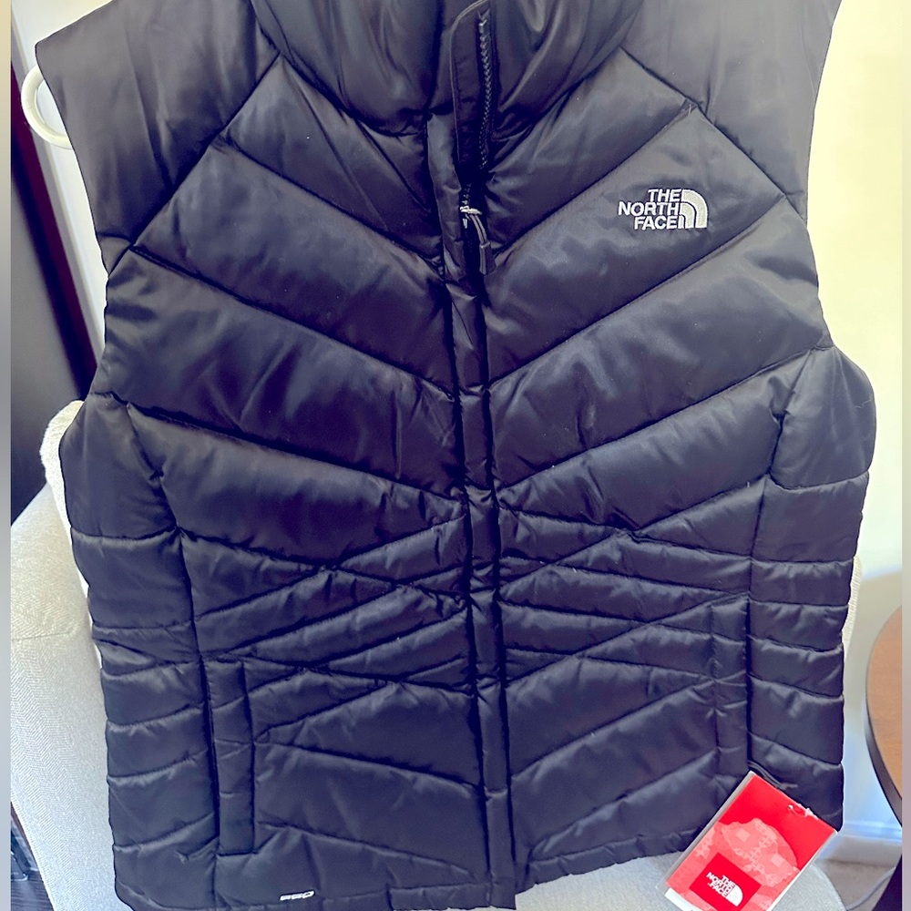The North Face 550 Quilted Aconcagua Down Vest, Size XL